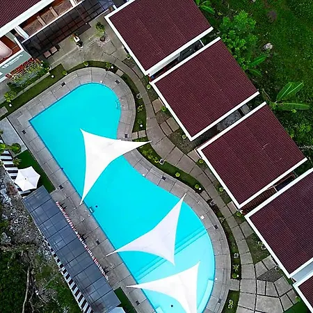 Bakawan Hideaway Resort & Restaurant