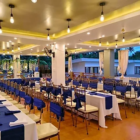 Bakawan Hideaway Resort & Restaurant