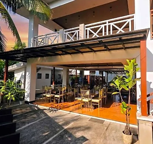 Hotel Bakawan Hideaway & Restaurant